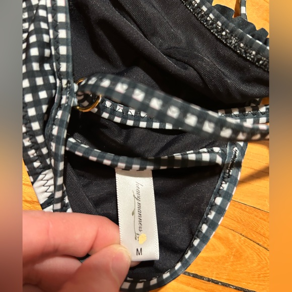 'Miss September' Ruffled Up Underwire Top - M - Picture 2 of 4